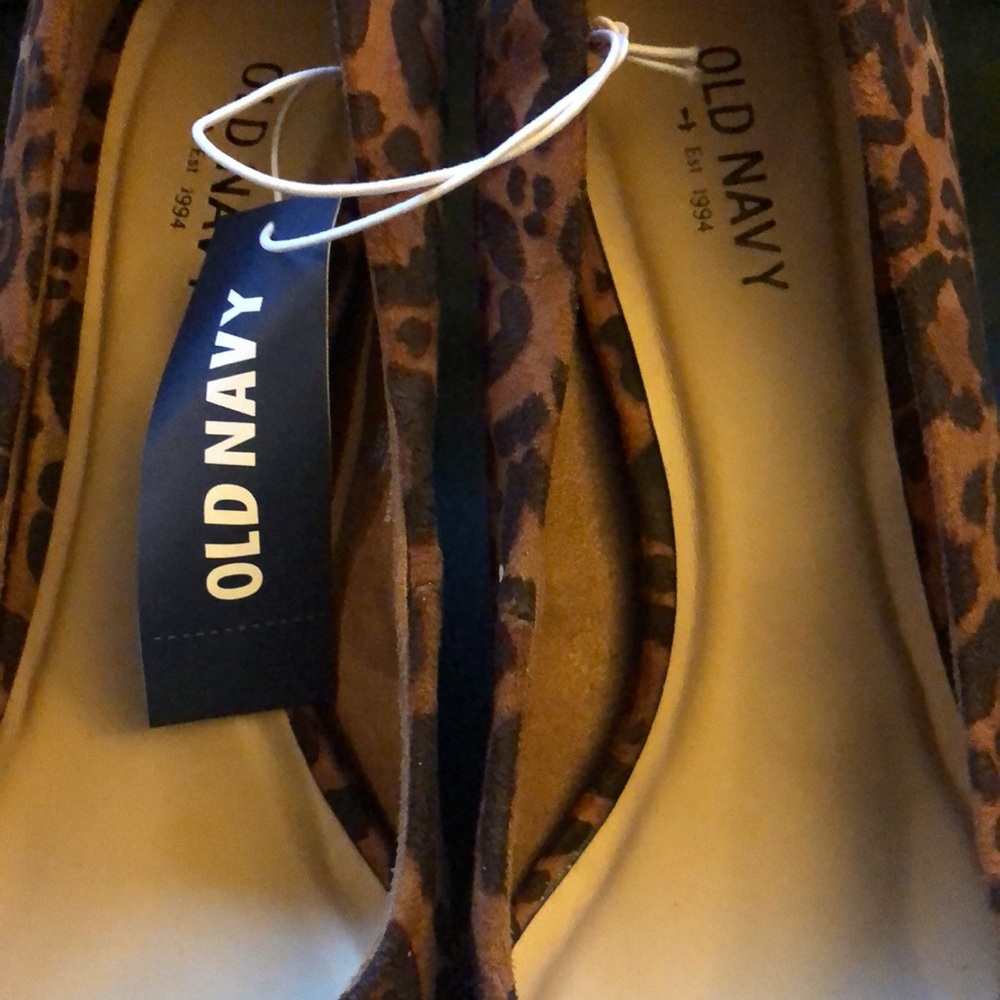 NWOB Old Navy Leopard Pattern Herls - Picture 5 of 6